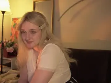 Chaturbate Live Porn of snowflakeskitty