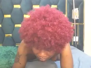 Chaturbate Free Live Porn of ivyqueen35