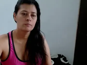Chaturbate Adult Webcams of adriana_milf