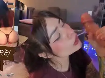Chaturbate Live Sex Cam of pam_duff
