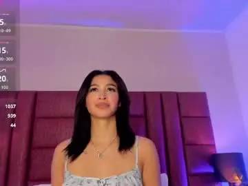 Chaturbate Live Sex Cam of madisonjanei