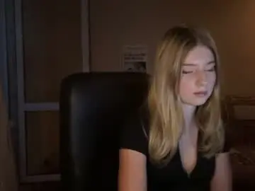 Chaturbate Sex Chat of eli_sweetaura