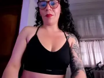 Chaturbate Adult Video Chat of mia_velvet1