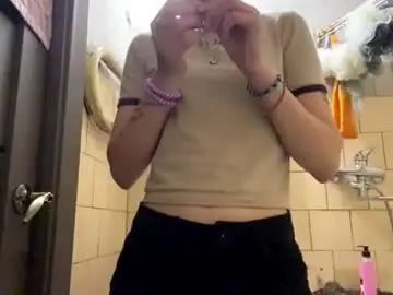 Chaturbate Free Porn Cam of richellearmentrout