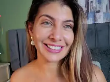 Chaturbate Nude Webcam of scarlett_moore_