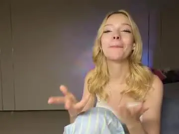 Chaturbate Best live sex cam show of hyunwilhelmi