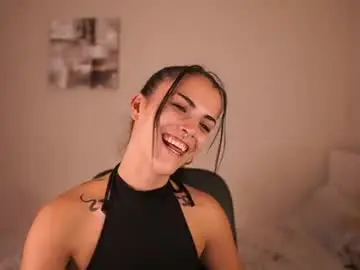 Chaturbate Live Porn of pauline_2005