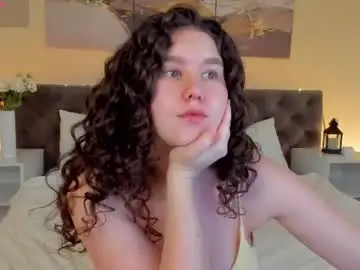 Chaturbate Free Live Porn of ariella_sol