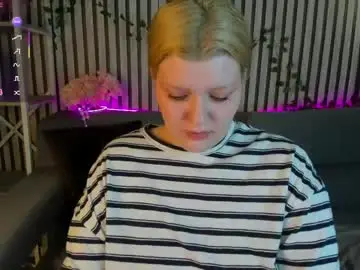Chaturbate Sex Cam of polly__mayer