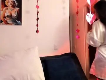 Chaturbate Best live sex cam show of serenity_day