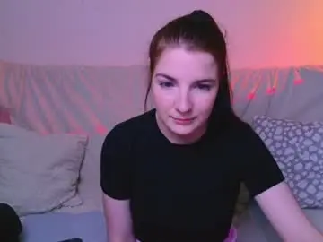 Chaturbate Live Sex Cam of alicechanell