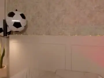Chaturbate Sex Chat of emily_luve