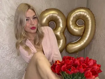 Imlive Watch Live Sex Cams of HelenOneLove