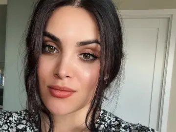 Imlive Live Sex Cam of Bellagirl