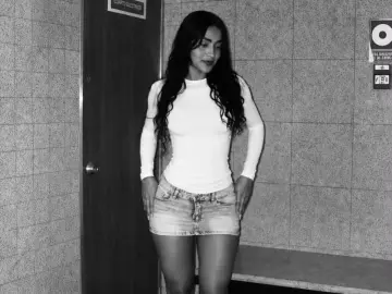 Imlive Nude Webcam of Maite_Brown