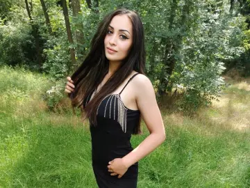 Livejasmin Free Porn Cam of GiuliaLarry