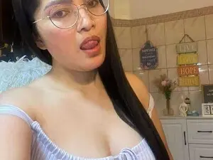 Myfreecams Adult Video Chat of RedHOTPinay01