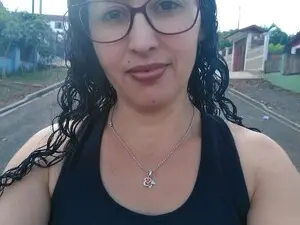 Myfreecams Adult Webcam of Thyna_sexy