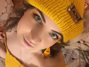 Myfreecams Free Porn Cam of aliceisonfire