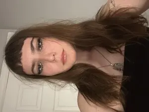 Myfreecams Free Live Porn of sniqueryserpent