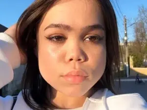 Myfreecams Watch Live Sex Cams of TinyKim