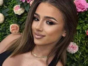 Myfreecams Live Sex Cam of AishaSins