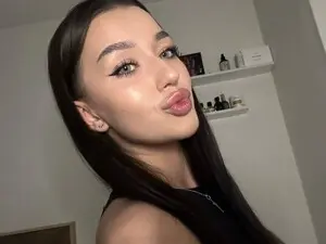 Myfreecams Watch Live Sex Cams of SophieLani