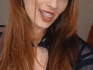 Myfreecams Live Porn of Birdie_K