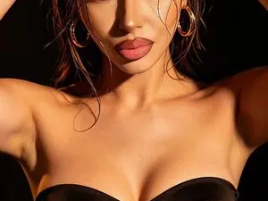 Myfreecams Watch Live Sex Cams of Juliahayee