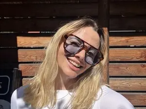 Myfreecams Watch Live Sex Cams of Yourdream25