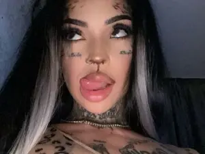 Myfreecams Free Porn Cam of CreamyInkk