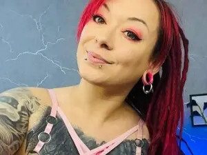 Myfreecams Watch Live Sex Cams of YolandaFisser