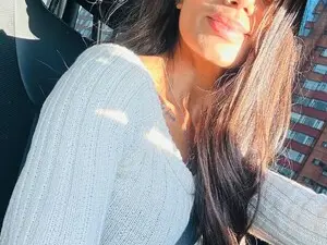 Myfreecams Sex Chat of angie_mcqueen