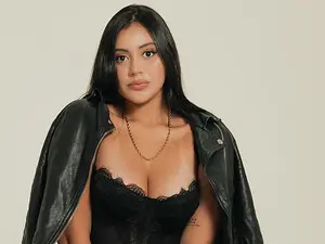 Myfreecams Free Live Porn of AmbarJames
