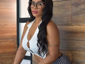 Myfreecams Live Sex Cam of Dakotadesire_10