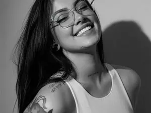 Myfreecams Watch Live Sex Cams of Isa_Maiden
