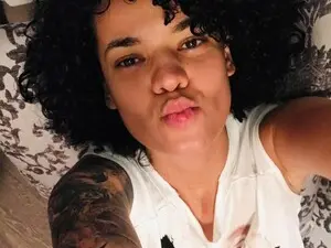 Myfreecams Free Live Porn of CurlyAnne_