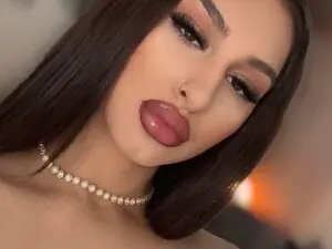 Myfreecams Adult Video Chat of KissInferno