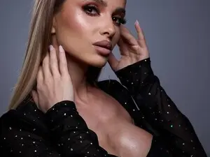 Myfreecams Live Sex Cam of Anneexx