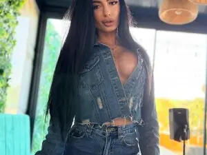 Myfreecams Live Sex Cam of PureMadison