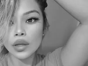 Myfreecams Live Sex of RenataFih0or_