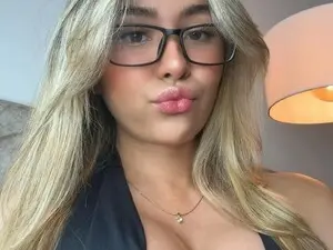Myfreecams Adult Webcam of Misslatin