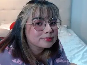 Myfreecams Sex Cam of Yini_angel07