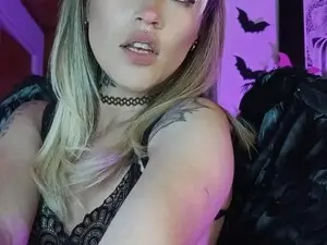 Myfreecams Nude Webcam of Kimjeniie