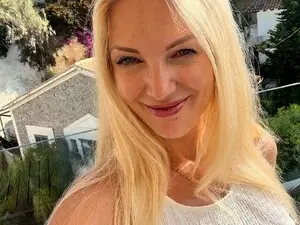 Myfreecams Adult Webcam of SoSexyMonna