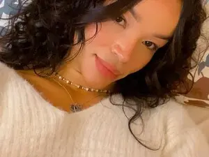 Myfreecams Live Sex Cam of Kiararose22