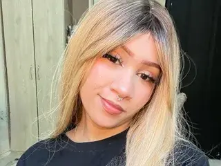 Streamate Best live sex cam show of Kari_lovers