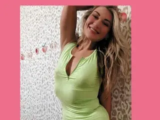 Streamate Best live sex cam show of KamiliaMae