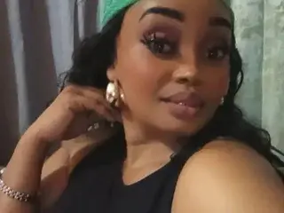 Streamate Free Live Porn of GLAMGODDESS91