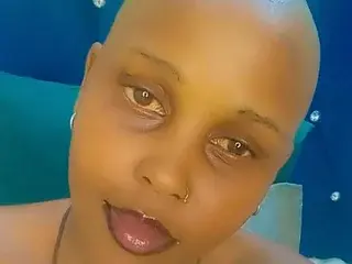 Streamate Live Porn of CurvyBootiliscious88